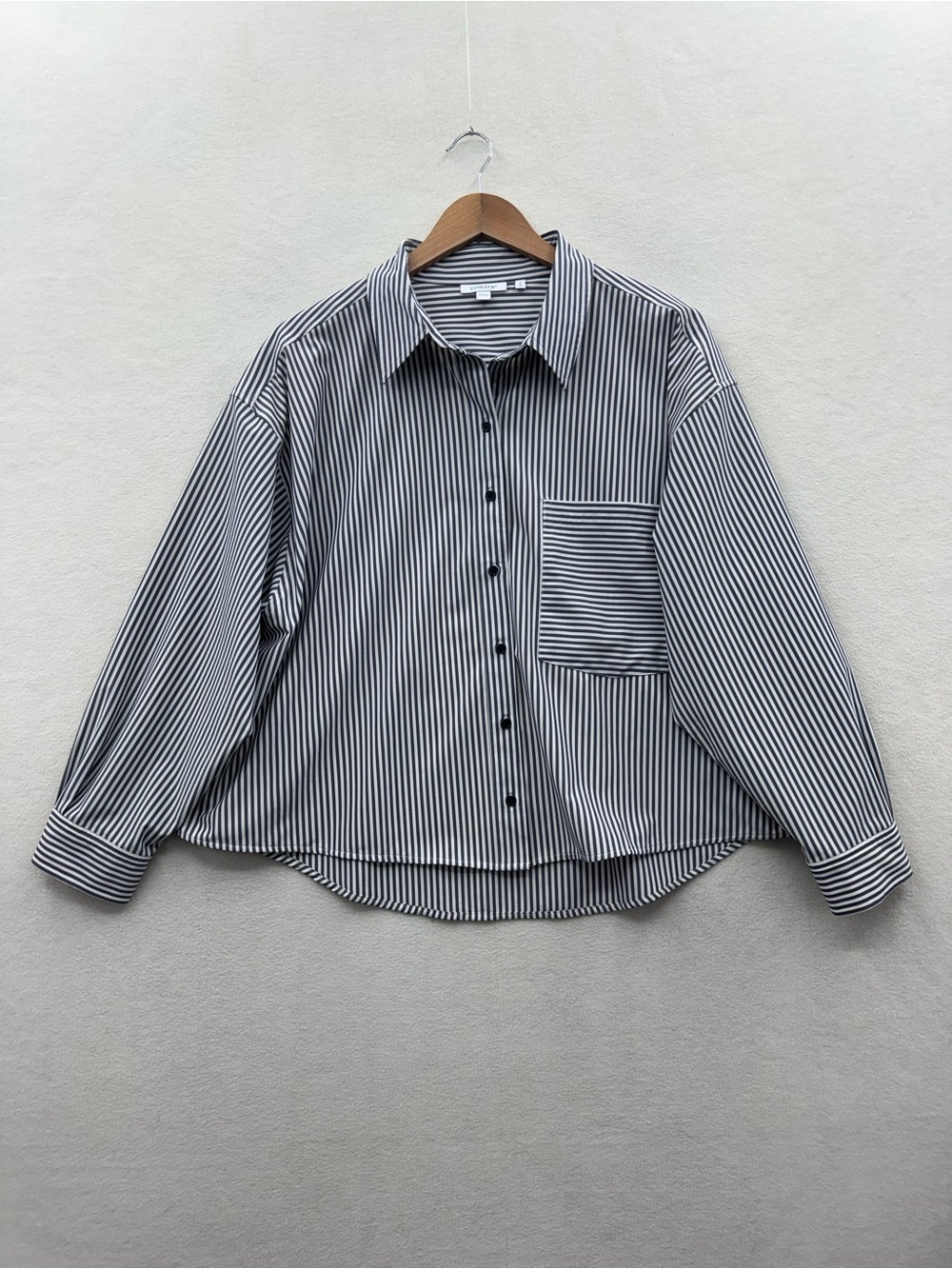 Chico's Women’s 3 (16) Gray White Striped Button-Up Shirt Long Sleeve